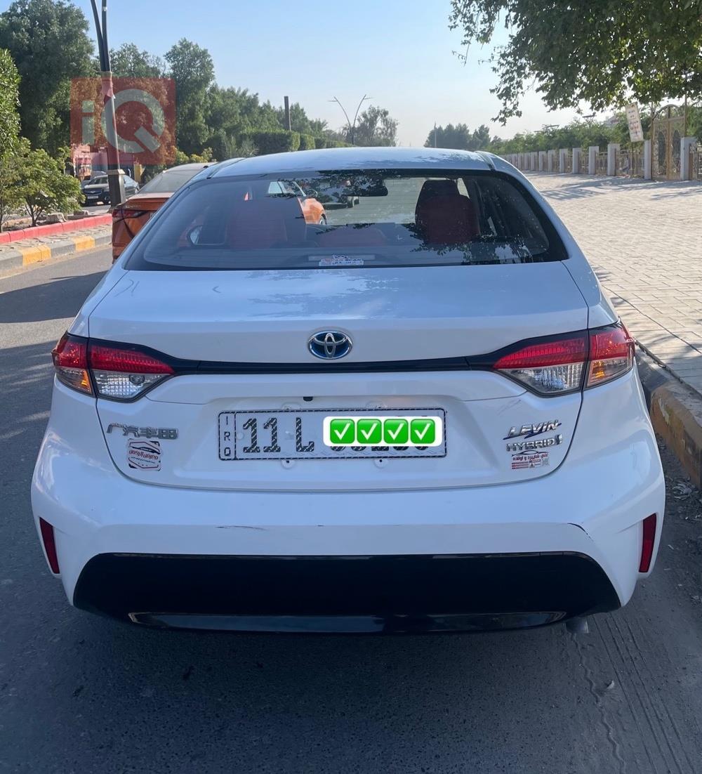 تۆیۆتا کۆرۆلا